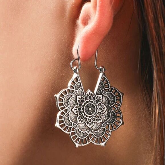 Bohemian hoop earrings M316 - Picture 1 of 3